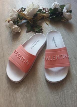 Шлепки  сланцы  ,, valentino,, италия  р.37