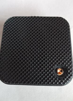 Портативная колонка bluetooth  черная