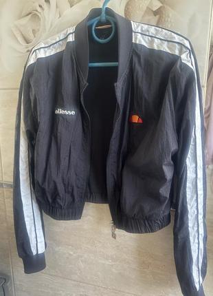 Вітровка ,курточка ellesse s/m,