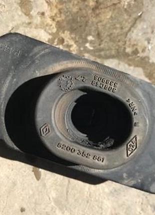 Бу подушка кпп renault 8200352861 clio, megane, scenic,  kangoo