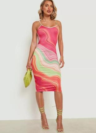 Сукня літня облягаюча яскрава з відкритою спинкою