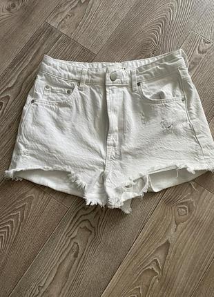 Белые шорты zara, джинсовые