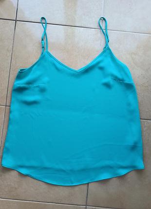 Топ изумрудного цвета в идеальном состоянии