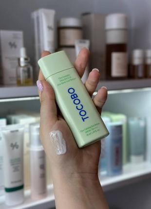 Сонцезахисний лосьйон для обличчя із екстрактом центели tocobo cica calming sun serum spf50+ pa++++