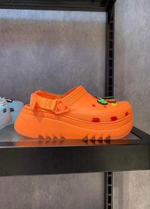 Крокс класік хайкер клог платформа помаранчеві crocs hiker xscape clog persimmon