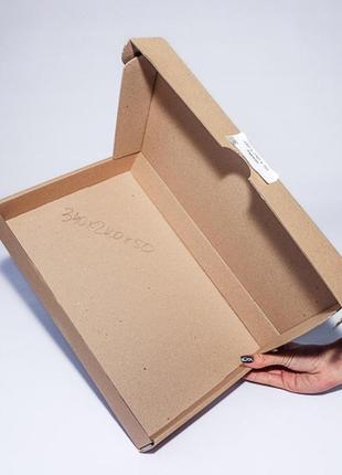 Коробка картонна 340 х 240 х 50 мм, самозбірна