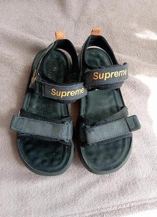 Дитячі босоніжки