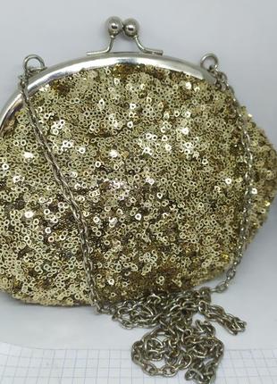 Сумочка расшитая золотисными пайетками с двух сторон