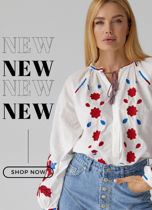 Вишиванка на ґудзиках з квітковою вишивкою гладдю