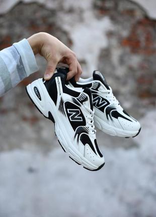 Мужские кроссовки