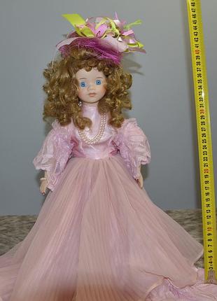 Милая, винтажная кукла в розовом платье (42см.)