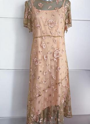 Сукня міді marks & spencer та вишивкою
