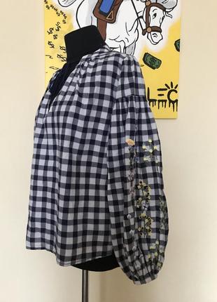 Неймовірногарна бавовняна блуза з вишивкою