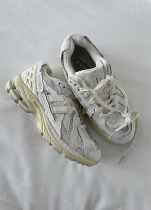 Унісекс кросівки new balance 1906d white leather premium