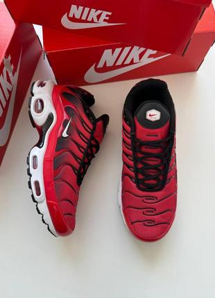 Мужские кроссовки nike air max plus tn red white black