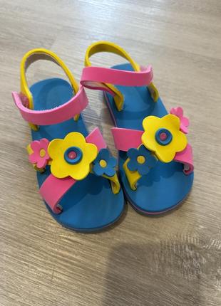 Босоножки сандалии