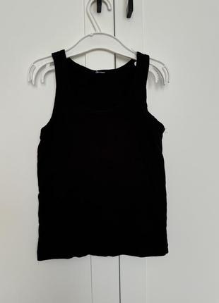 Майка h&amp;mчерного цвета для мальчика размер 98