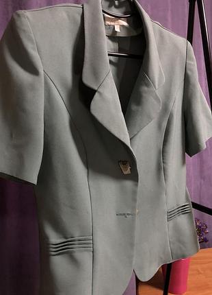 Жакет з коротким рукавом