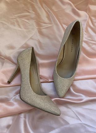 Блестящие туфли. р.36-37. new look