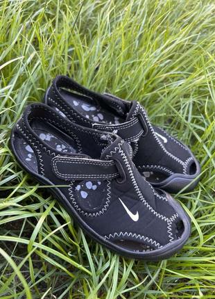 Сандалі босоніжки аквашузи nike sunray protect