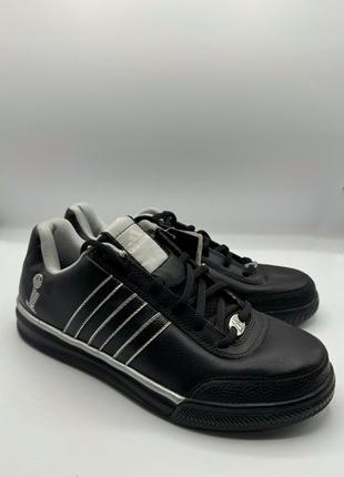 Kr adidas hotsell