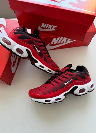 Р.43, 44 кроссовки nike air max plus tn red white black nk157