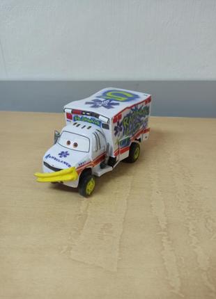 Машинка тачки 3 (disney pixar cars 3 deluxe dr. damage) доктор скрежит, доктор руйнівник,
