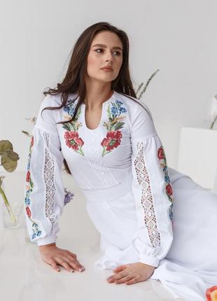 Вишита весільна жіноча сукня 