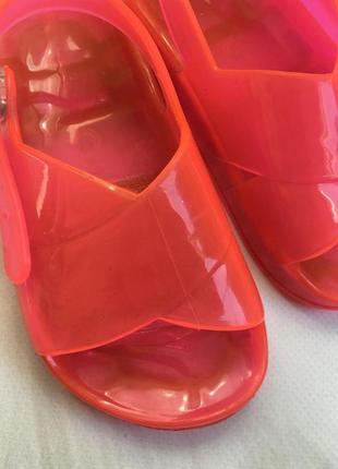 Сандалі мильниці 2