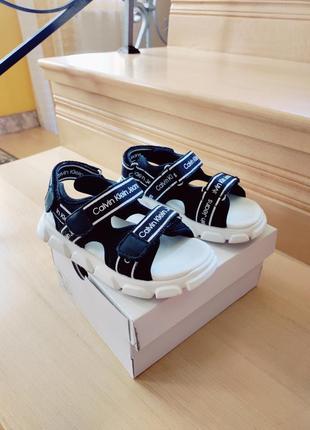 Босоніжки на хлопчика calvin klein 18.5 см