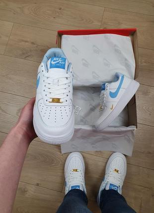 Кроссовки репл. женские весна лето белые с голубым nike air force 1 white blue. обувь женская белая найк аир8 фото