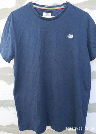 Футболка weekend offender