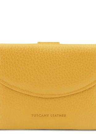 Женский кожаный кошелек тройного сложения с монетницей calliope tuscany tl142058 (lipstick red)