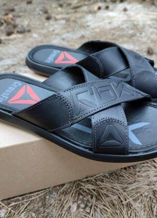 Чоловічі шкіряні шльопанці чорні