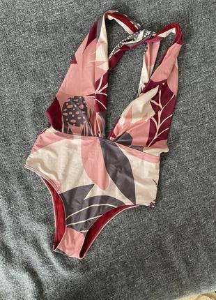 Стильный купальник