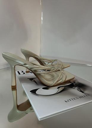 Сабо жіночі молочного кольору 4