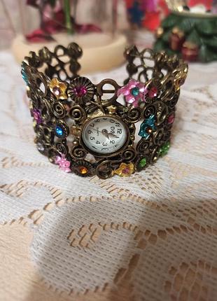 Браслетик -часики