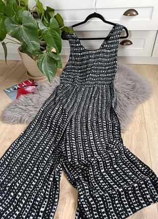 Тоненький ромпер от tu, размер m