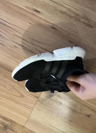 Кроссовки adidas