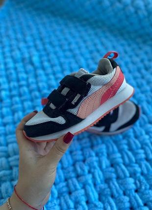 Кросівки puma