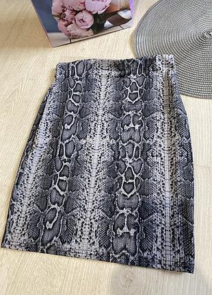 Міні спідниця трендовий принт зміїний принт