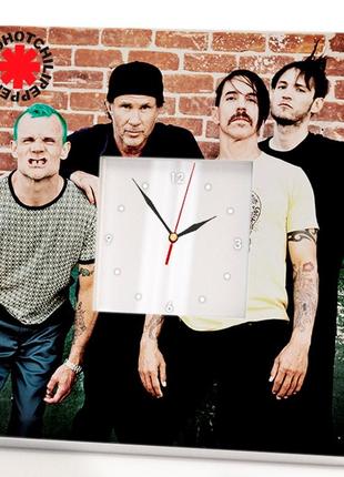 Часы "red hot chili peppers. rhcp" подарок фанатам и любителям рок музыки, декор бара, кафе, студии, спальни