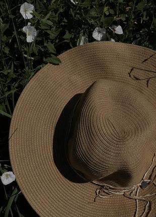 Гарна  соломʼяна шляпка капелюх  h&m