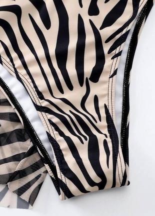 Женский раздельный купальник тройка с завязками вокруг талии и юбкой zebra бежевый8 фото
