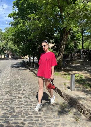 Трендова яскрава футболка оверсайз, натуральна бавовна