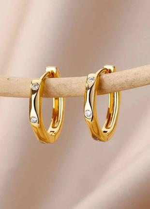 Стильні золотисті медична сталь круглі сережки кульчики пусети цирконій