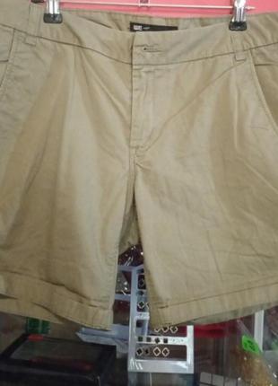 Шорти