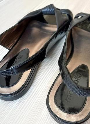 Летние босоножки на низком ходу