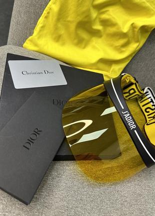 Козырек christian dior оригинал
