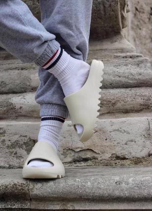 Шльопанці тапки adidas yeezy slide bone